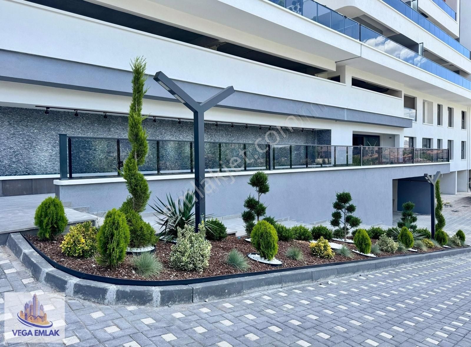 Vega Emlak'tan Protokol Yolu Yakını Full Yapı Lüks Site Dairesi - Görsel 8