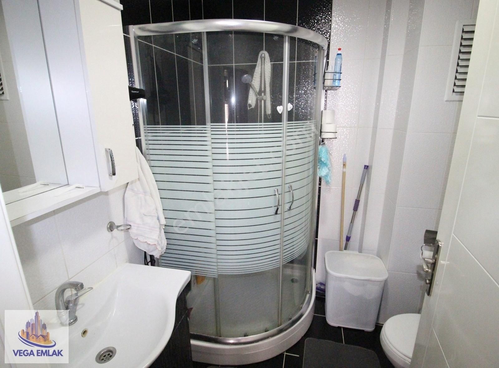 Vega Emlak'tan Yıldıztepe'nin En Güzel Sokağında Fırsat Daire - Görsel 6