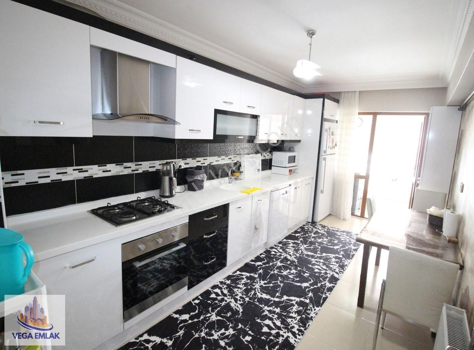 Vega Emlak'tan Yıldıztepe'nin En Güzel Sokağında Fırsat Daire - Görsel 12