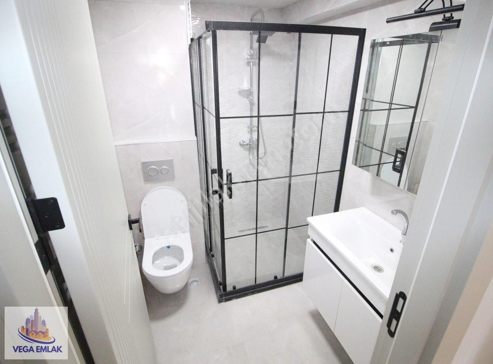 Vega Emlaktan Cadde Yanı Ova Market Yakını Full Yapılı 3+1 Daire - Görsel 27