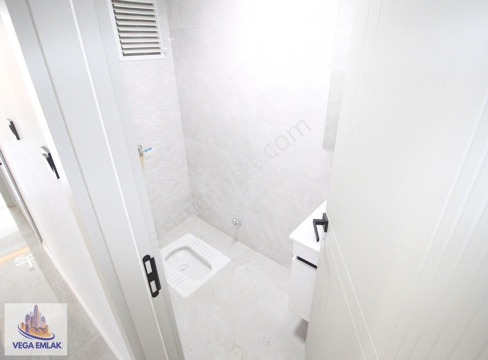 Vega Emlaktan Cadde Yanı Ova Market Yakını Full Yapılı 3+1 Daire - Görsel 24