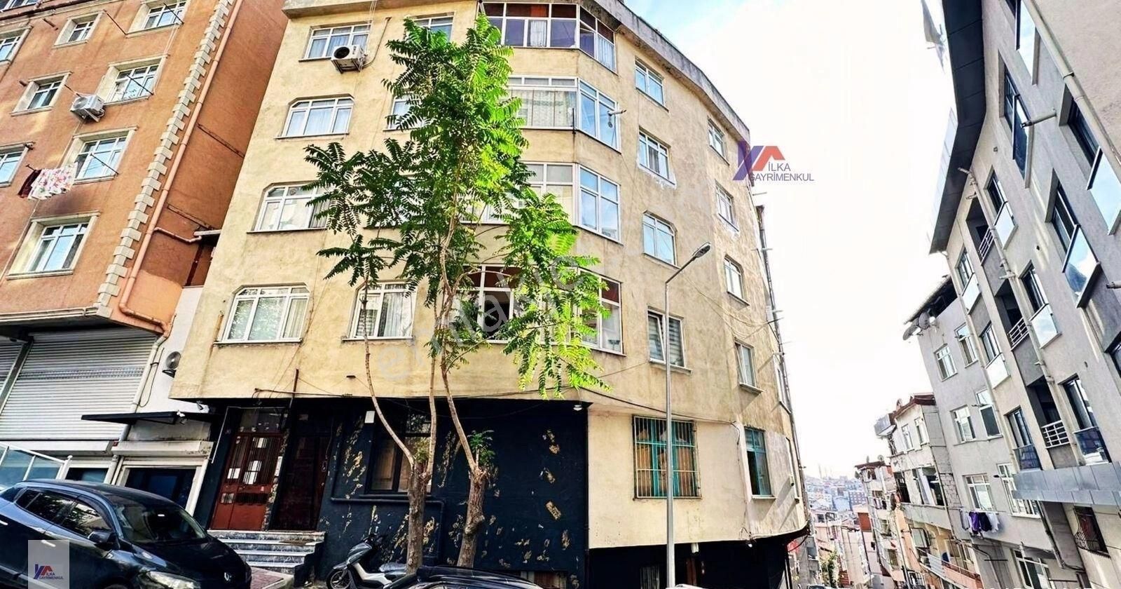 Talatpaşa Mh Yurtbey Sk 2+1 Eşyalı Kiralık Daire Metrobüse 1 Dk