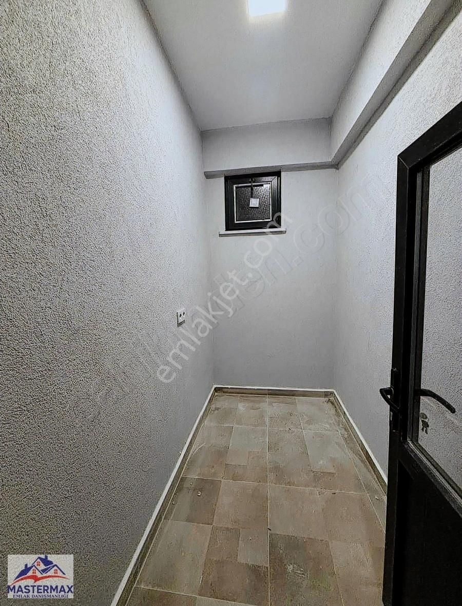 Gümüşyakanın Tam Merkezinde Emsalsiz Sıfır 170 M2 İskanlı Villa - Görsel 27