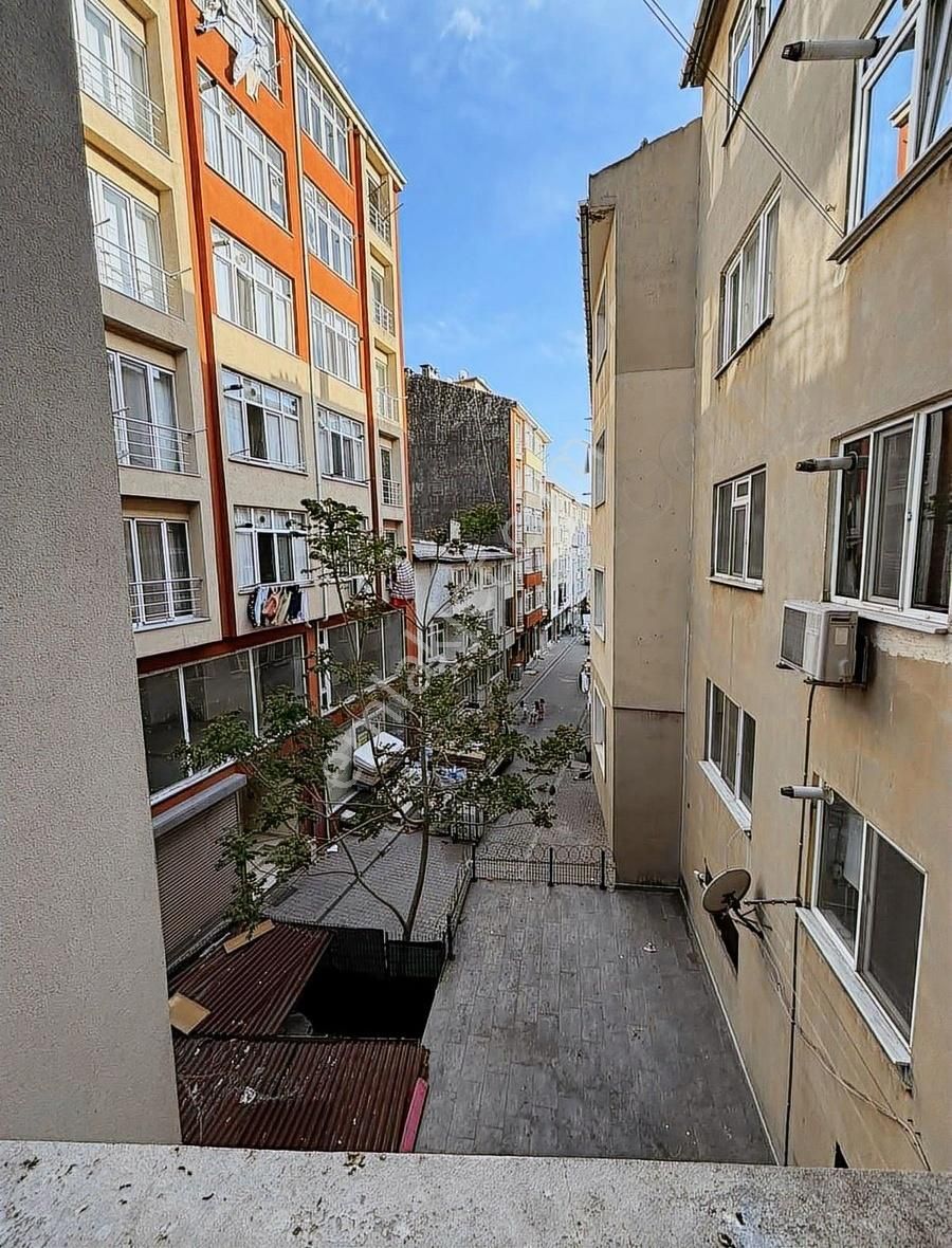 Çorlunun Merkezinde 135 M2 3+1 Ferah Daire - Görsel 18