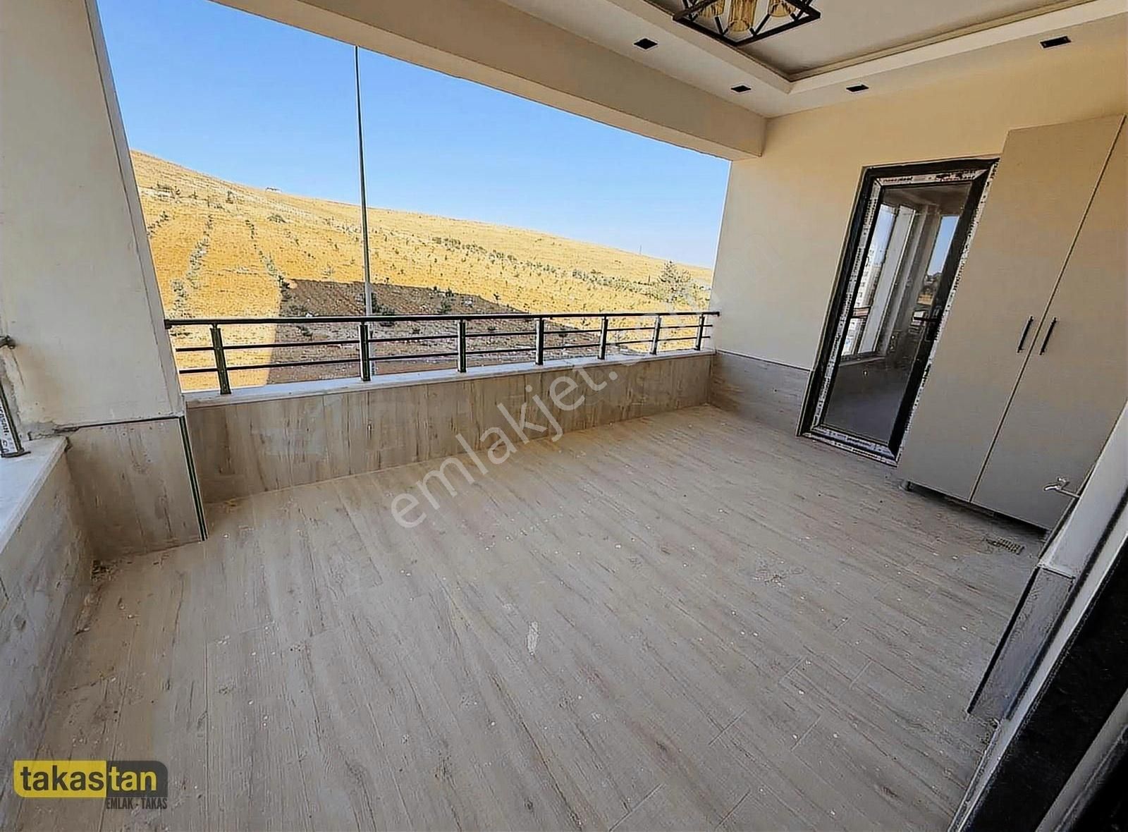 Alparlan Fıstıklı Bitişiği Yerden Isıtma Sıfır 2+1daire