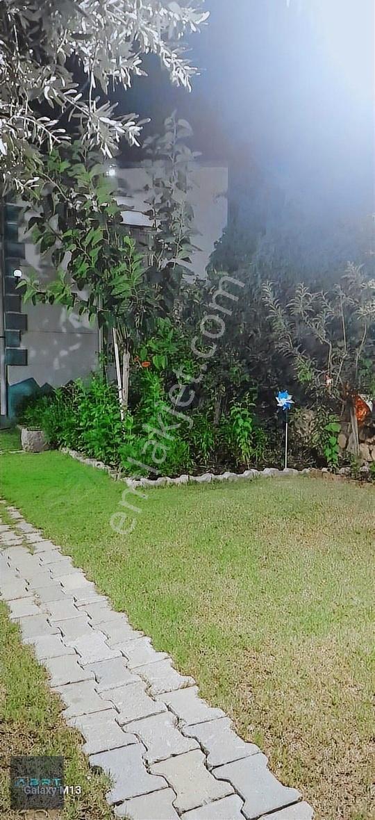 Urla Zeytineli'nde Denize Çok Yakın Müstakil Ev - Görsel 18