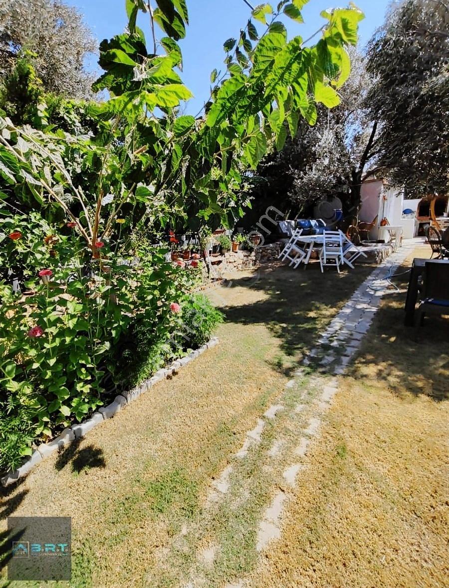 Urla Zeytineli'nde Denize Çok Yakın Müstakil Ev - Görsel 12