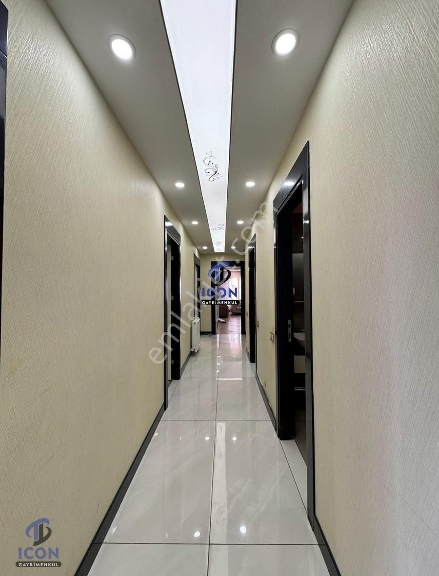 Icon'dan Akdeniz Mah'de Kızartma Mutfaklı Geniş Peyzajlı 4+1 - Görsel 8