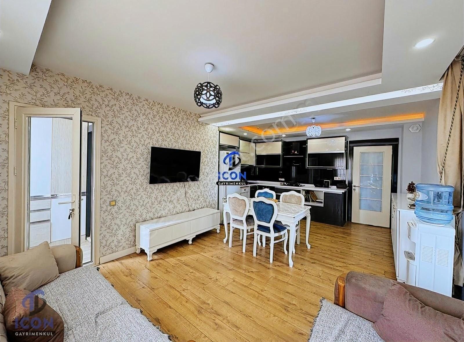 Icon'dan Akdeniz Mah'de Kızartma Mutfaklı Geniş Peyzajlı 4+1 - Görsel 3