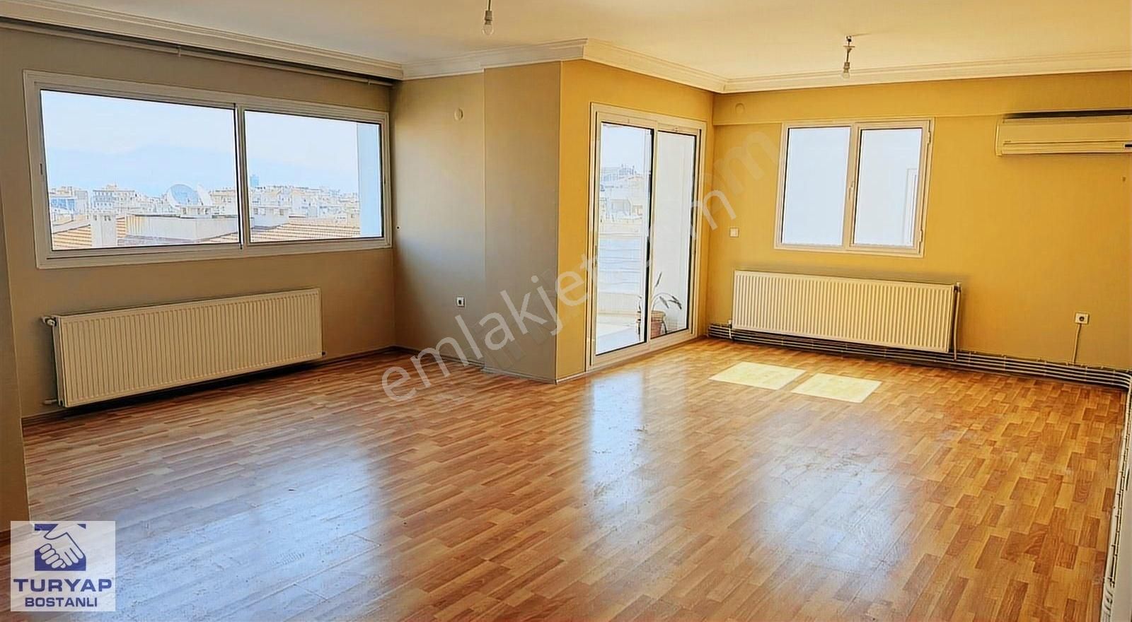 Narlıdere Panoramik Körfez Manzaralı 3+1 Daire