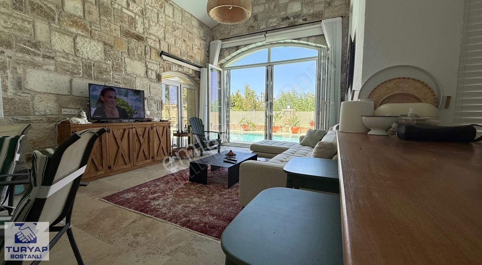 İzmir Foça'da Satılık Lüks Villa - Görsel 3