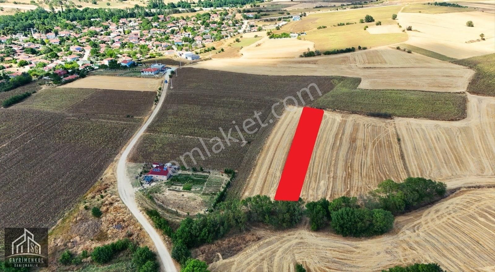 Sg Gayrimenkul'den Poyralı Köyü'nde İmar Dibi Yatırımlık Arazi