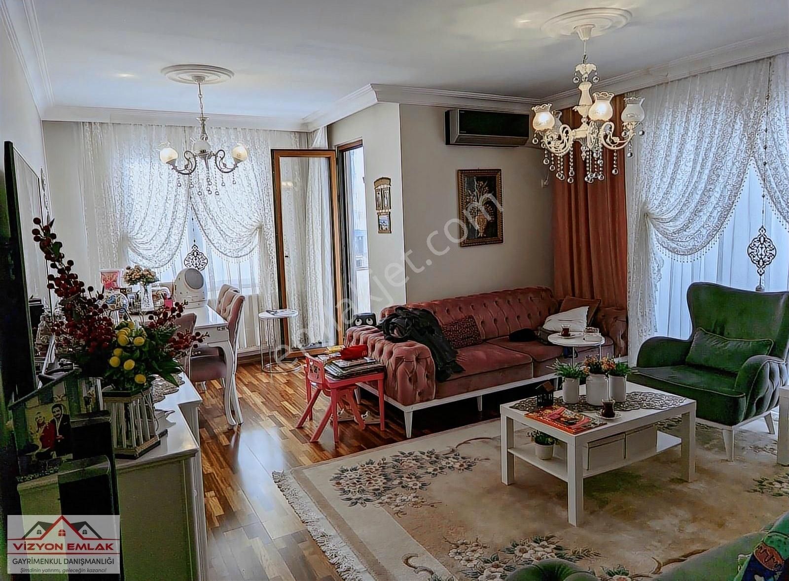 Altıntepe'de 3+2 240 M² Deniz Manzaralı Genç Binada Teraslı - Görsel 8