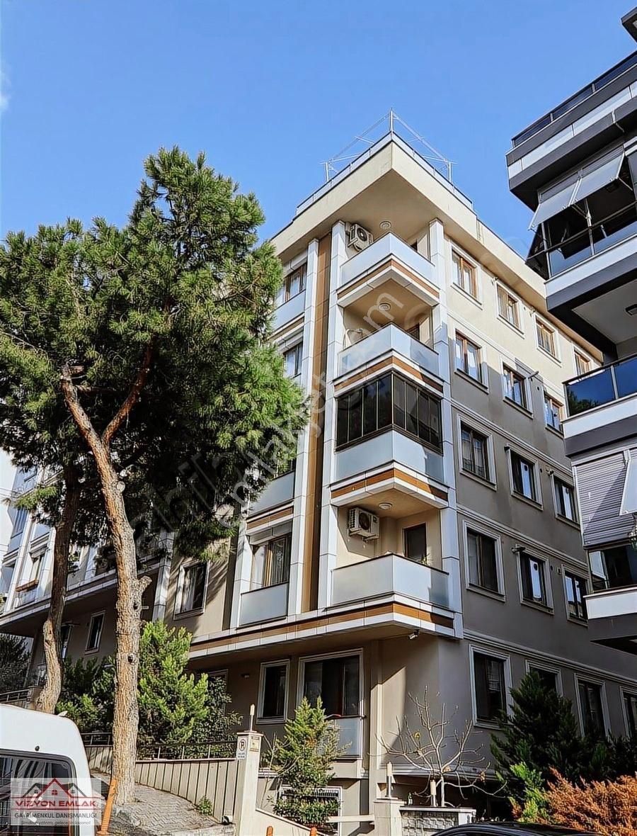 Altıntepe'de 3+2 240 M² Deniz Manzaralı Genç Binada Teraslı - Görsel 18