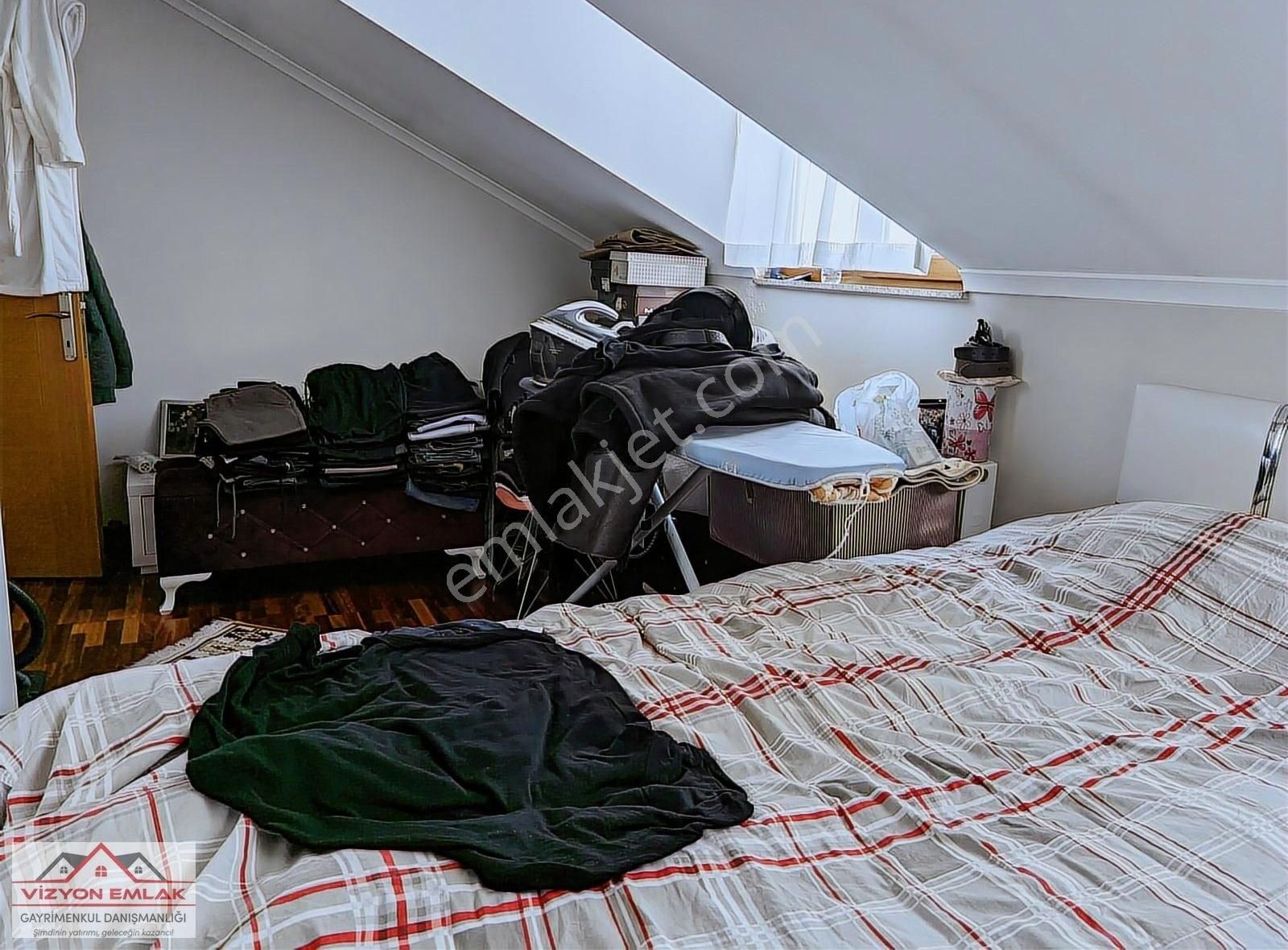 Altıntepe'de 3+2 240 M² Deniz Manzaralı Genç Binada Teraslı - Görsel 23