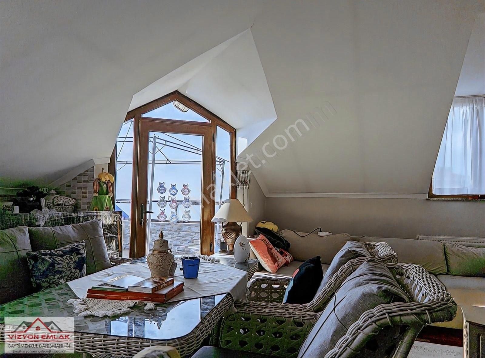 Altıntepe'de 3+2 240 M² Deniz Manzaralı Genç Binada Teraslı - Görsel 7