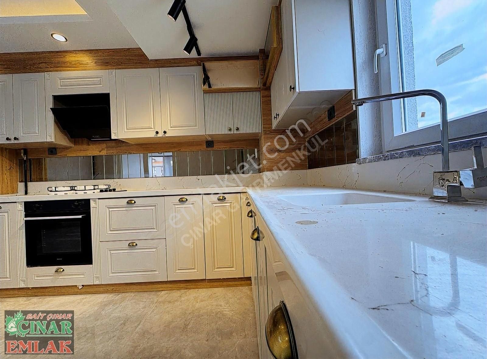 Çınar'dan Menderes'te İşçilik Harikası Geniş Ve Ferah 3+1 Daire! - Görsel 18