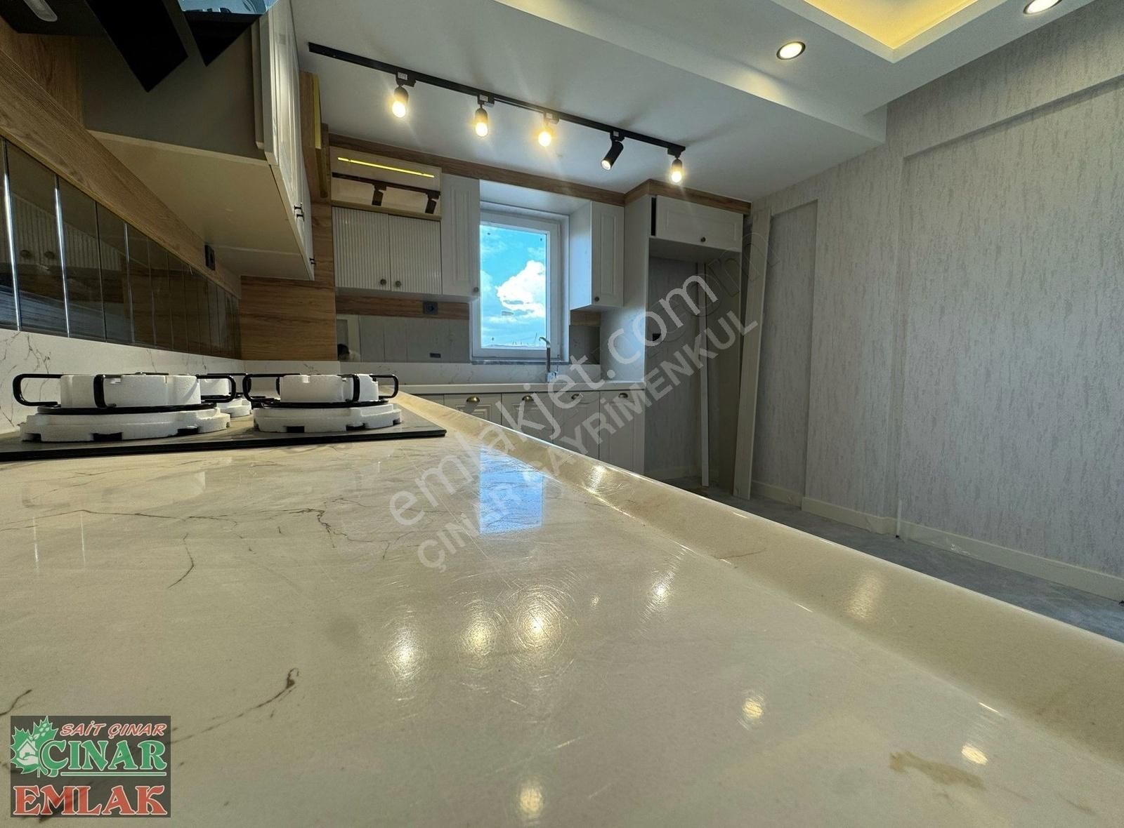 Çınar'dan Menderes'te İşçilik Harikası Geniş Ve Ferah 3+1 Daire! - Görsel 15