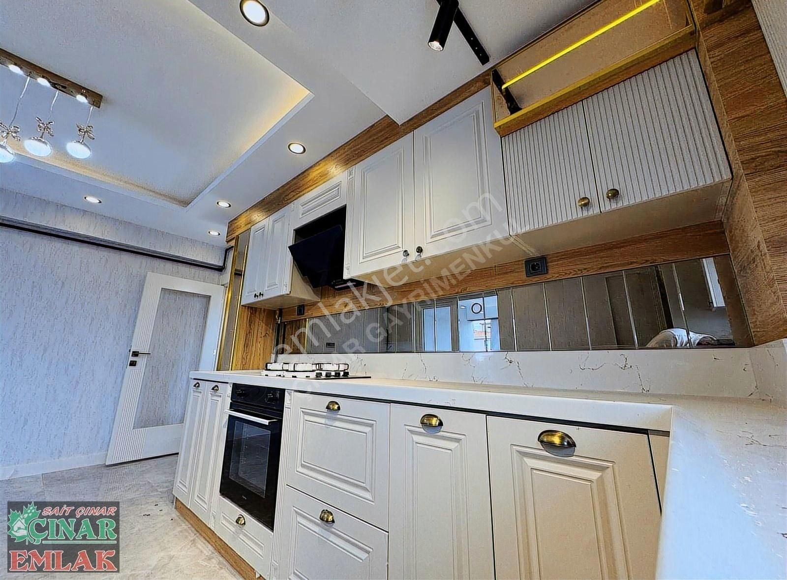 Çınar'dan Menderes'te İşçilik Harikası Geniş Ve Ferah 3+1 Daire! - Görsel 21