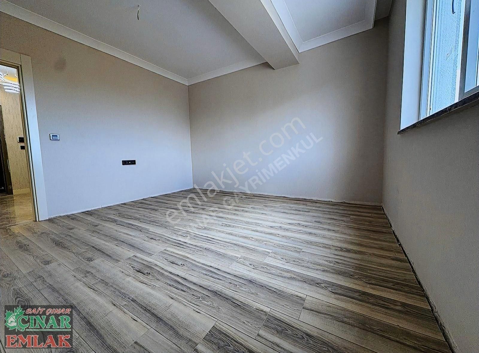 Çınar'dan Menderes'te İşçilik Harikası Geniş Ve Ferah 3+1 Daire! - Görsel 4