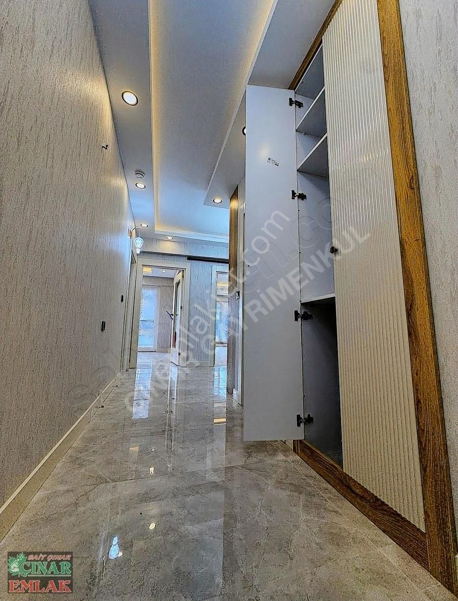 Çınar'dan Menderes'te İşçilik Harikası Geniş Ve Ferah 3+1 Daire! - Görsel 3