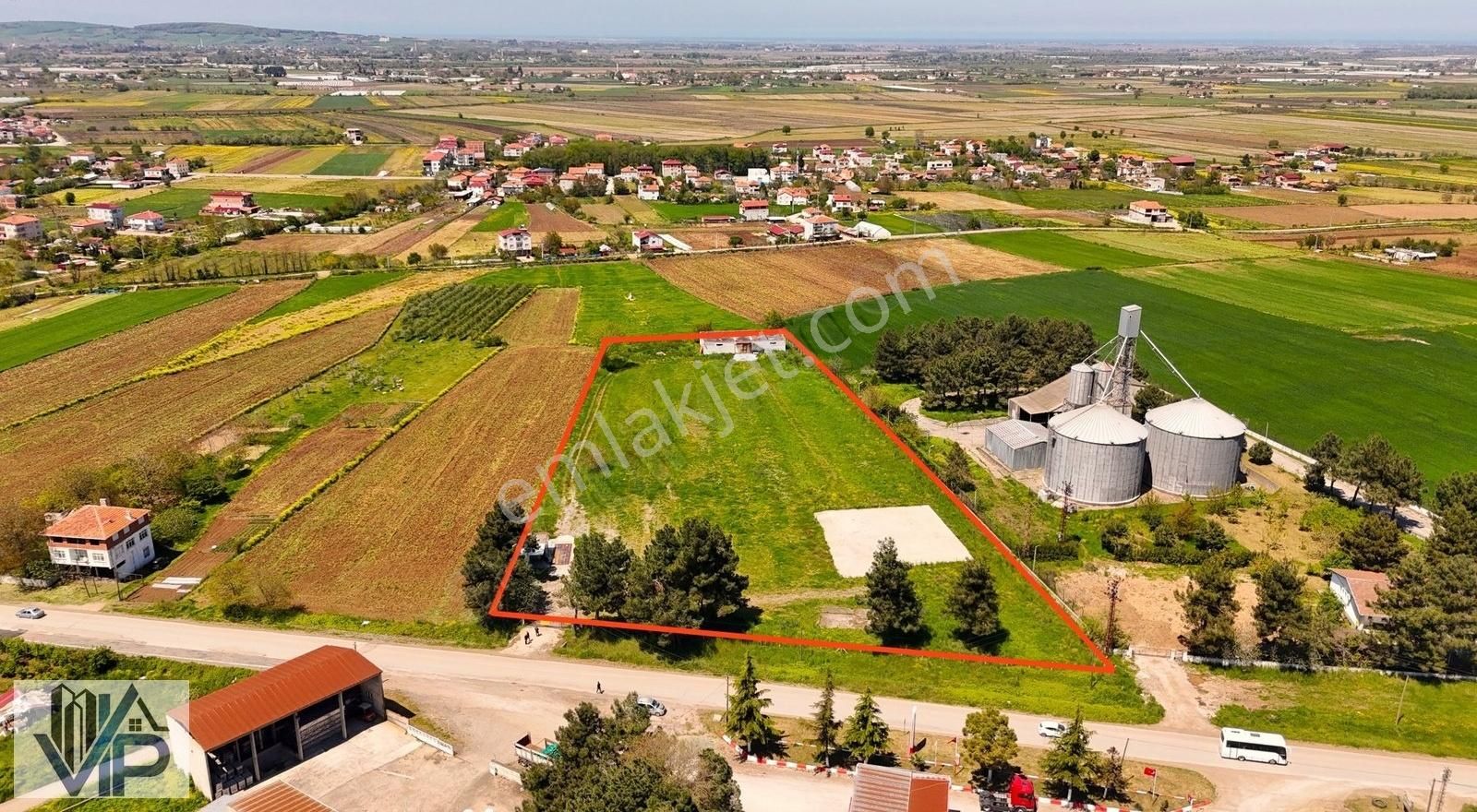 Vıp Gayrımenkulden Balıklar Mah'de 12974 M2 Satılık Tarla!!