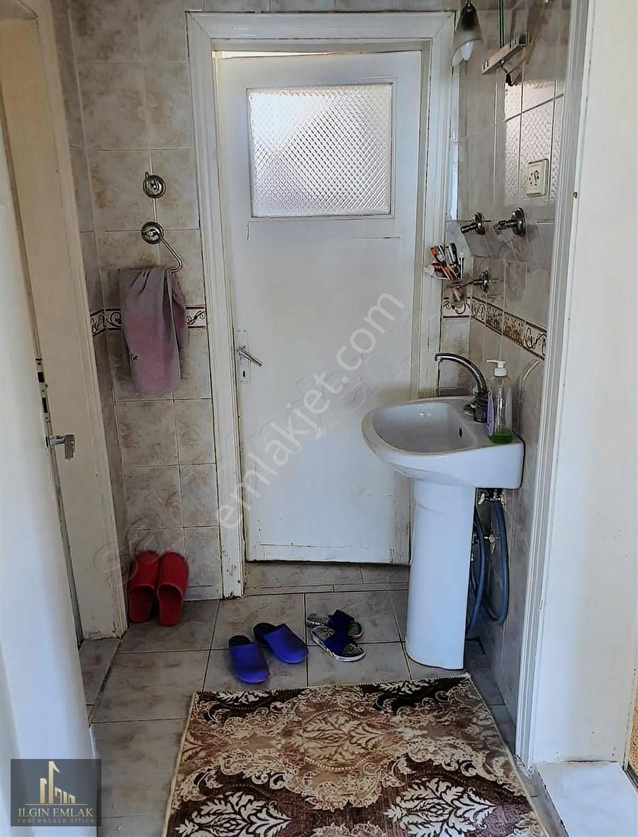 Milli Egemenlik Mahallesinde Bahçeli Satılık 2. Kat - Görsel 13