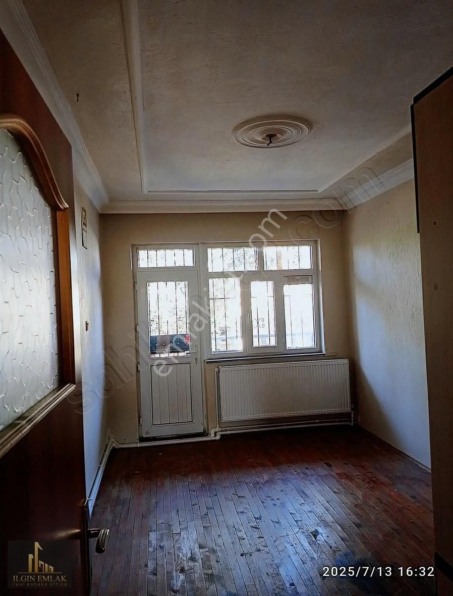 Sadıkköy Yolunda Bahçeli Müstakil Ev - Görsel 6