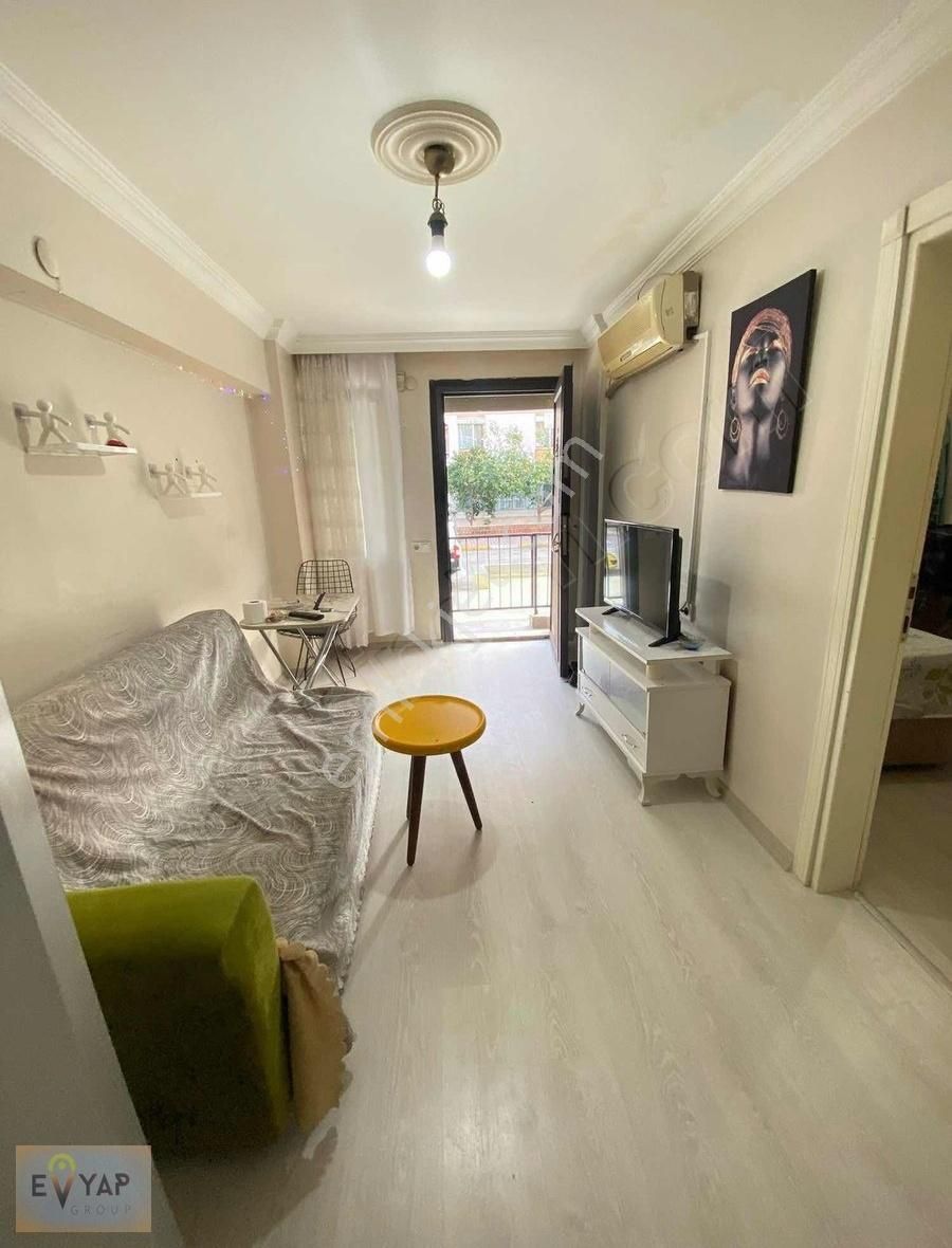 Yeşilyurtta Üniversite Yakını 1+1 Eşyalı Satılık Daire
