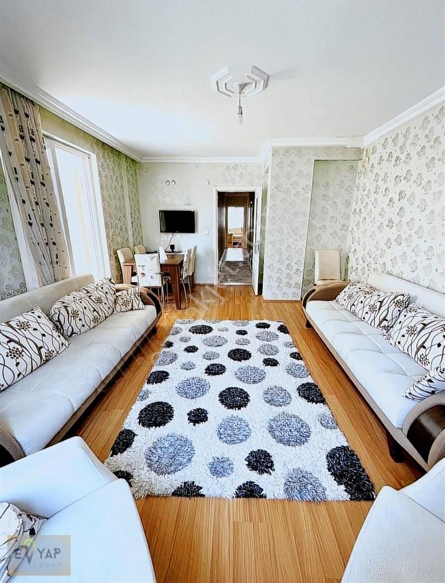 Kültür Kafeler Caddesinde Full Eşyalı Satılık 2+1