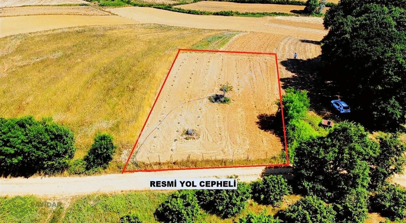 Resmi Yollu , Kare Çapında , Kandıra Merkeze Yakın Konumda!