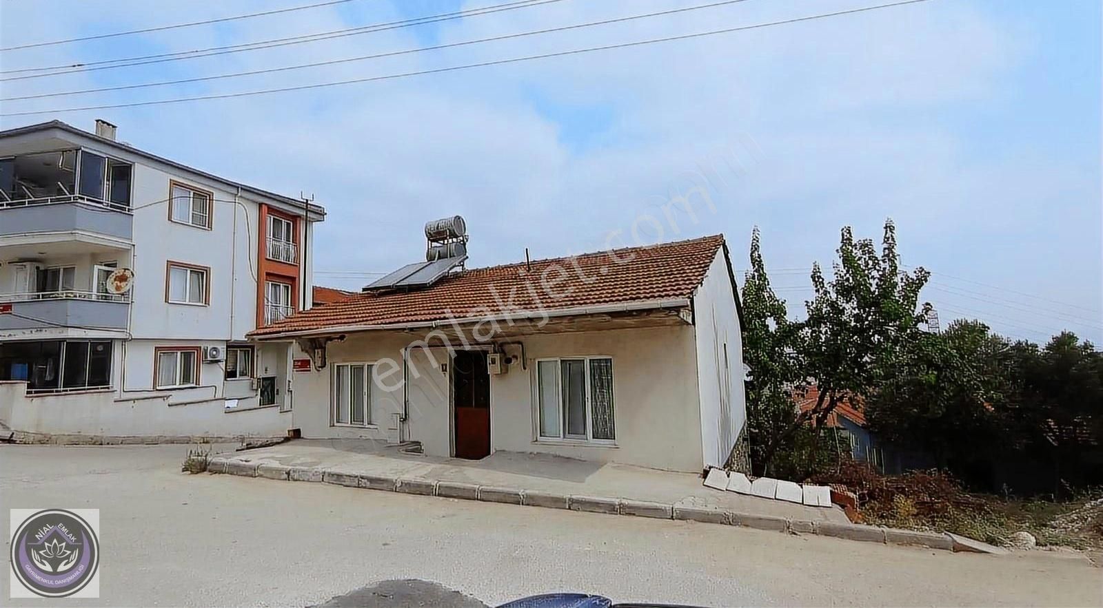 Balıkesir Altıeylül Sütlüce Mahallesi 2+1 Satılık Müstakil Ev - Görsel 13