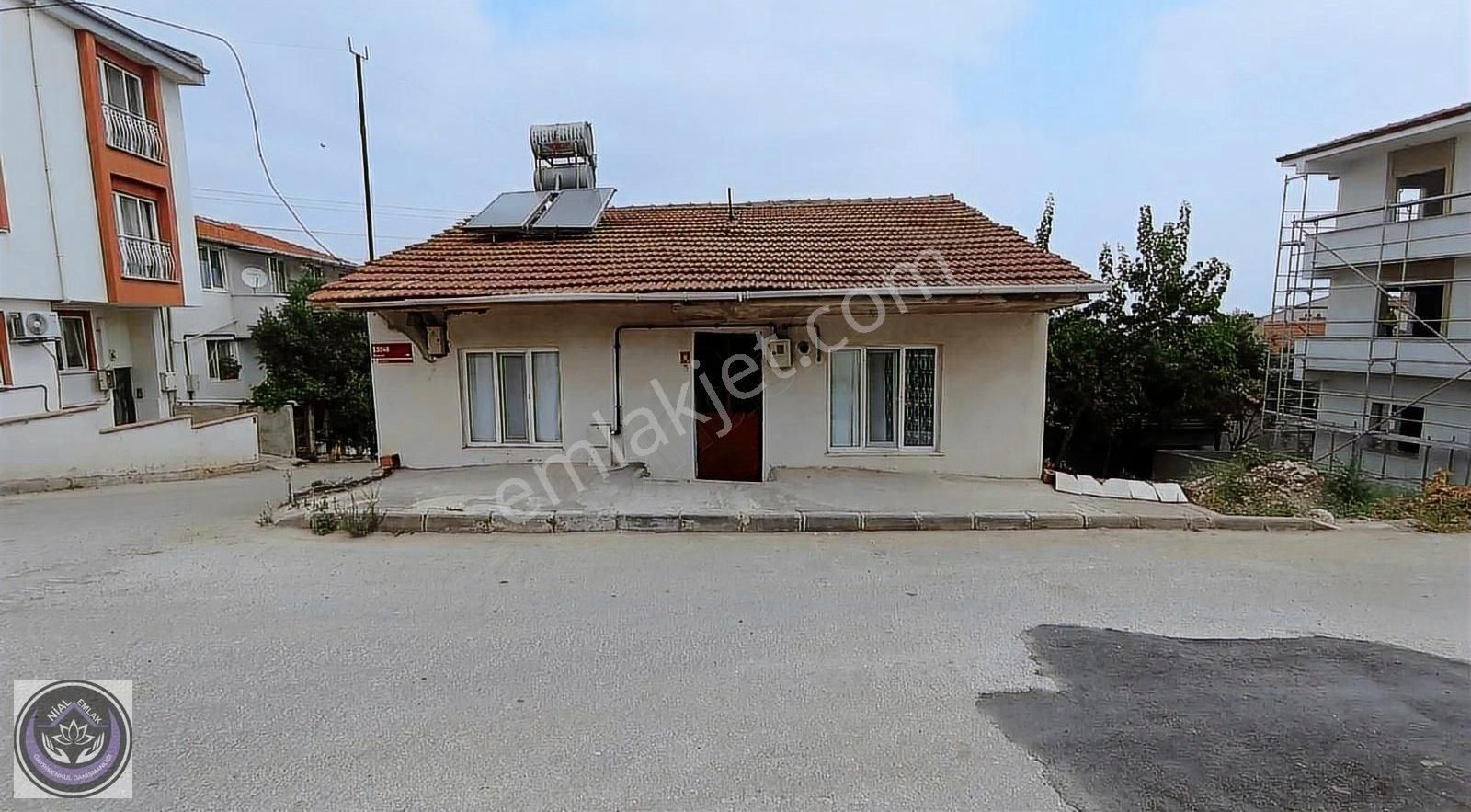 Balıkesir Altıeylül Sütlüce Mahallesi 2+1 Satılık Müstakil Ev - Görsel 4