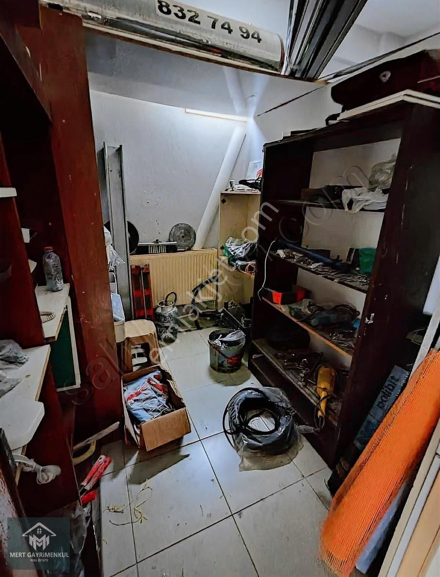 Uğur Mumcuda Hastane Yakını Satılık 90m2 İş Yeri - Görsel 3