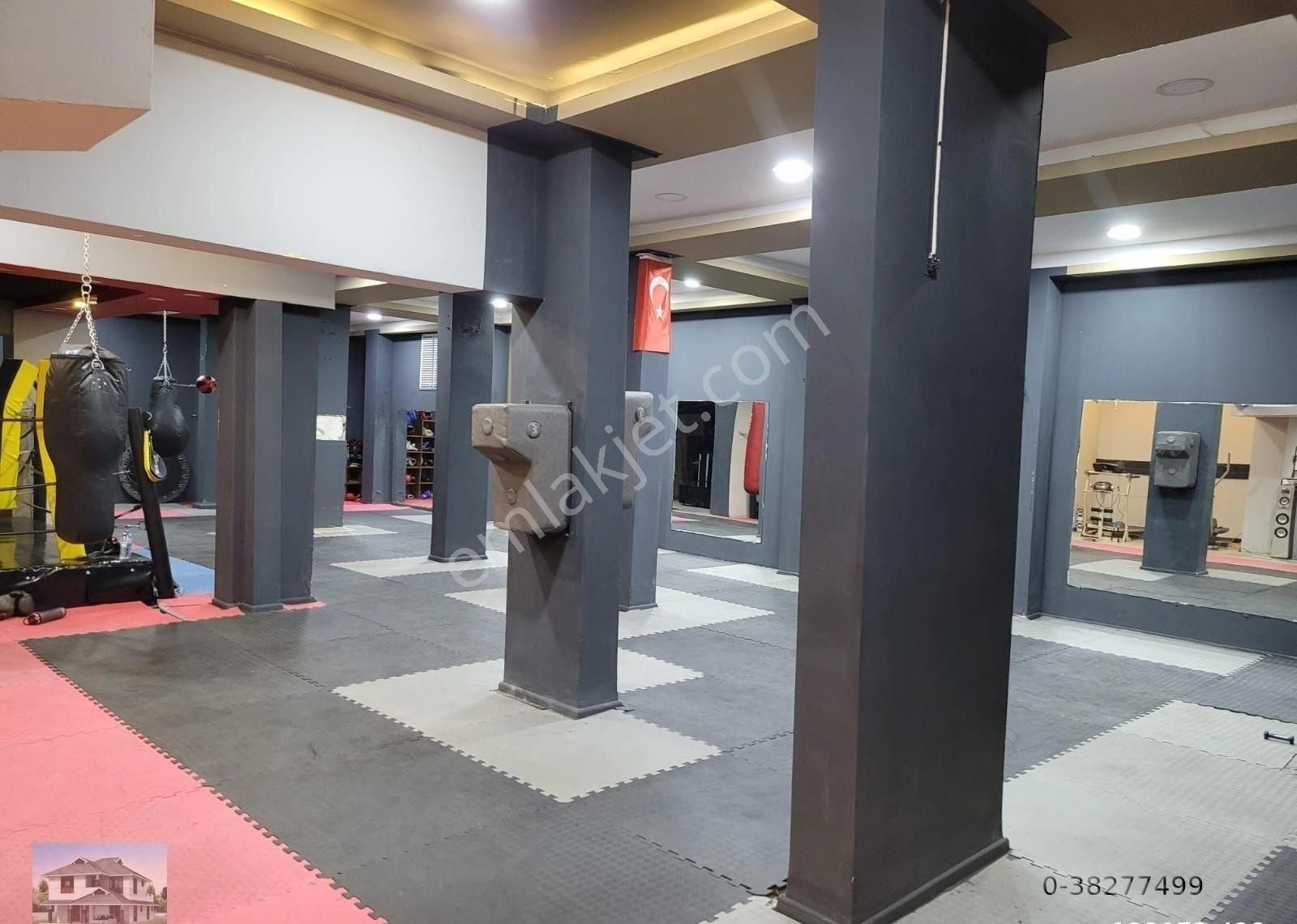 Genç Emlaktan Etlikte Satılık Çok Amaçlı Salon - Görsel 3