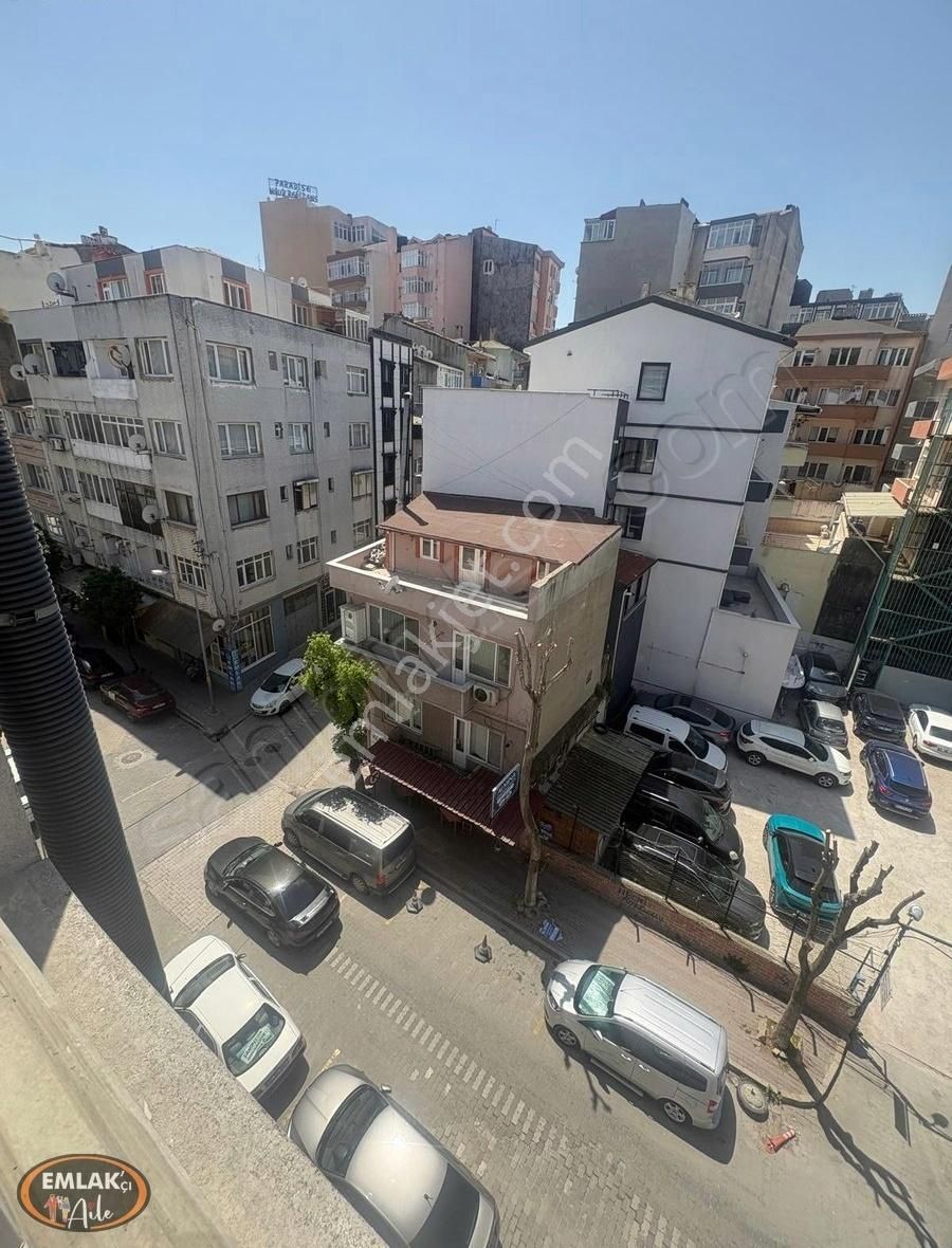 Bandırma Çarşı İçerisinde 2+1 Satılık Daire - Görsel 4