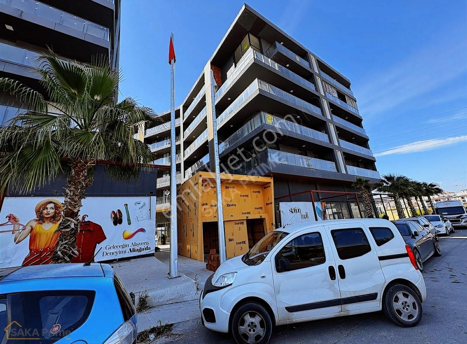 Aliağa İzpek Statıon Da Batarkatlı Satılık Dükkan ; - Görsel 2