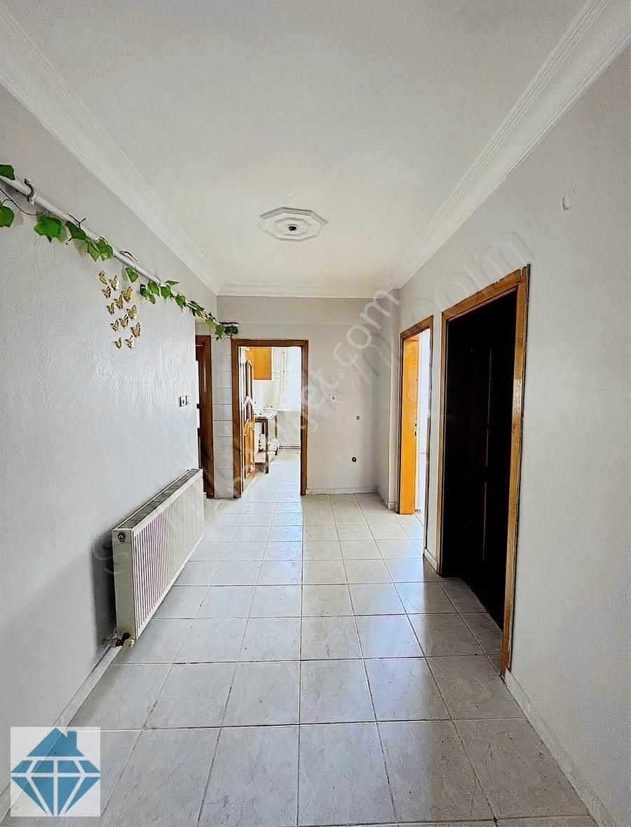 Kağıthane Harmantepede Fırsat 2 + 1 80 M2 Kiralık