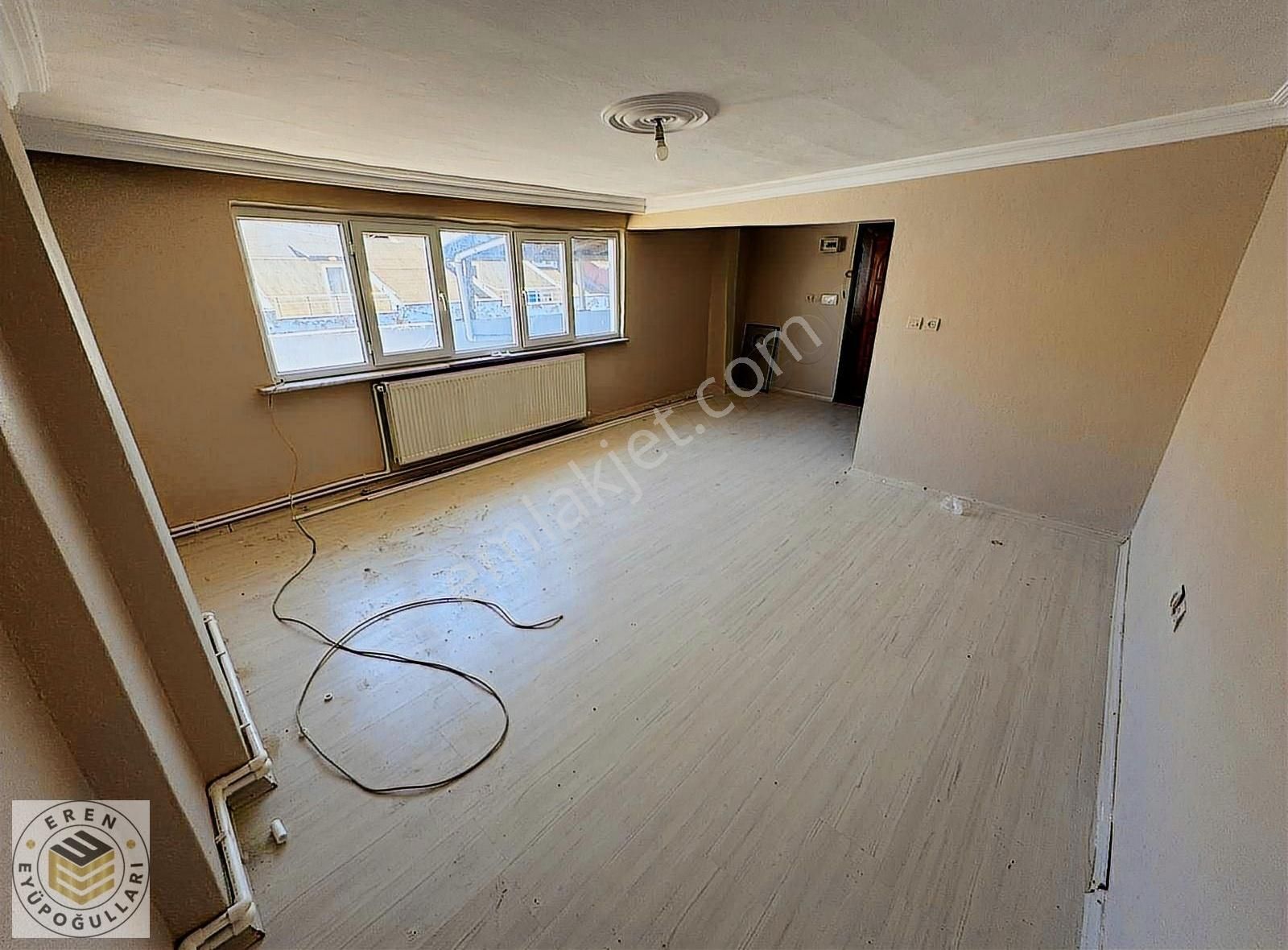 B.paşa Terazidere Mah. Merkezde 1+1 Teraslı Manzaralı Kiralık