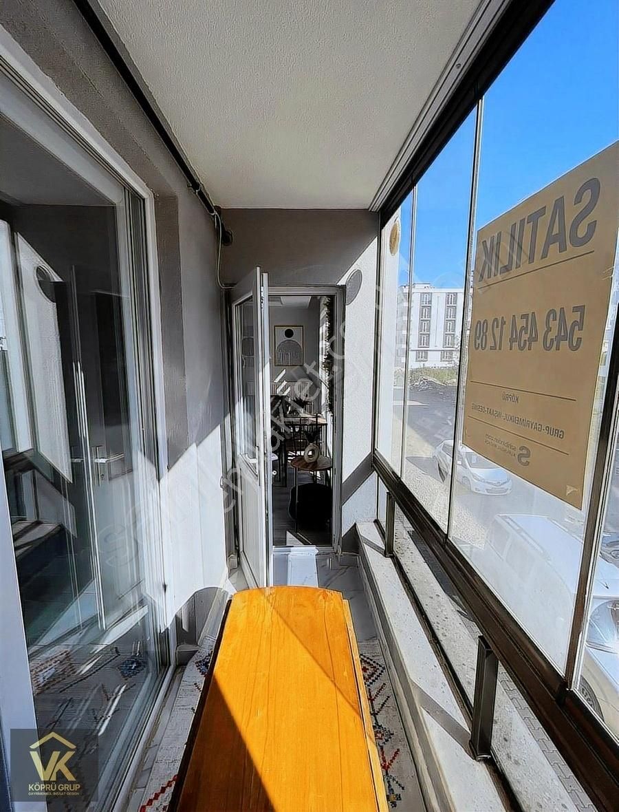 Köprü Grup'tan Satılık - Eşyalı Kiracılı Özel 1+1 Daire - Görsel 3