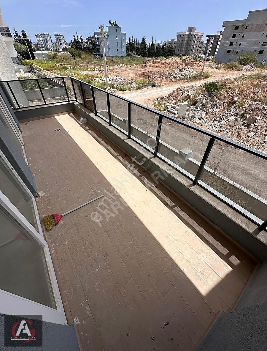 Faruk Arısan'dan Elmalı Yoluna Yakın Ayrı Mutfak 2 Cepheli 2+1 - Görsel 3