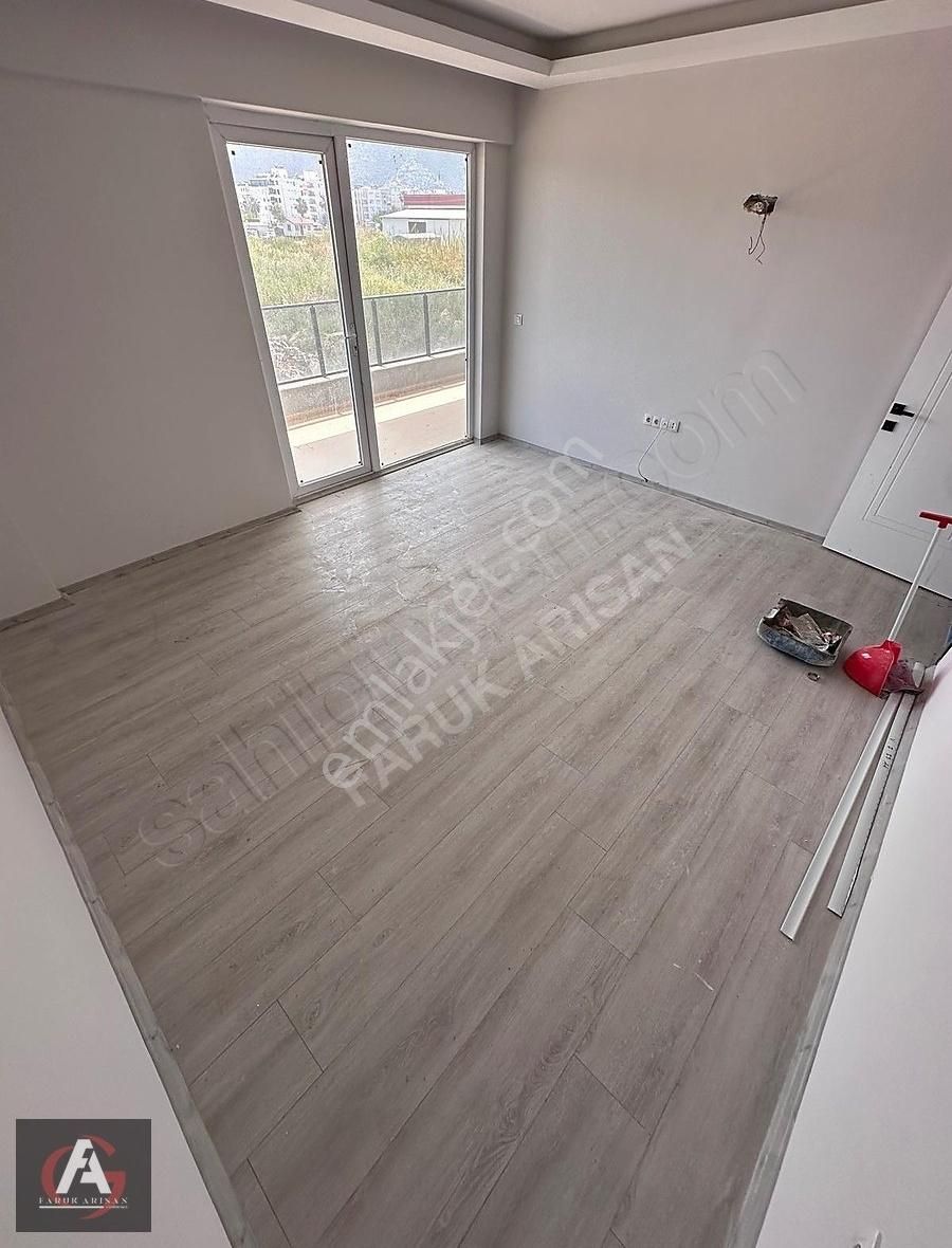 Faruk Arısan'dan Elmalı Yoluna Yakın Ayrı Mutfak 2 Cepheli 2+1 - Görsel 11