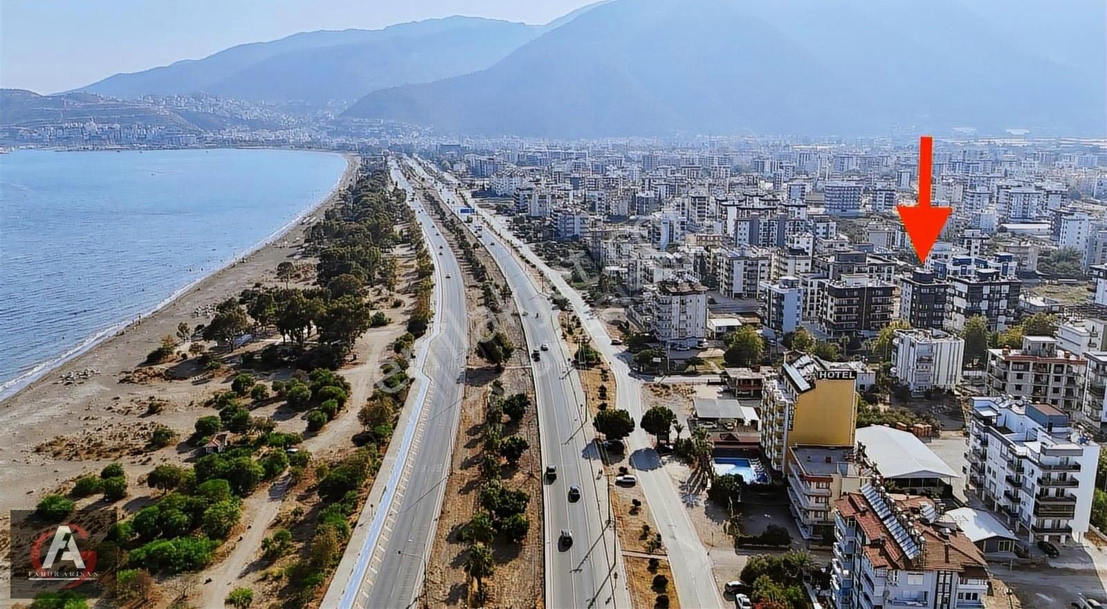 Faruk Arısandan Deniz Manzaralı Çok Geniş Ve Ebeveyn Banyolu 1+1 - Görsel 12