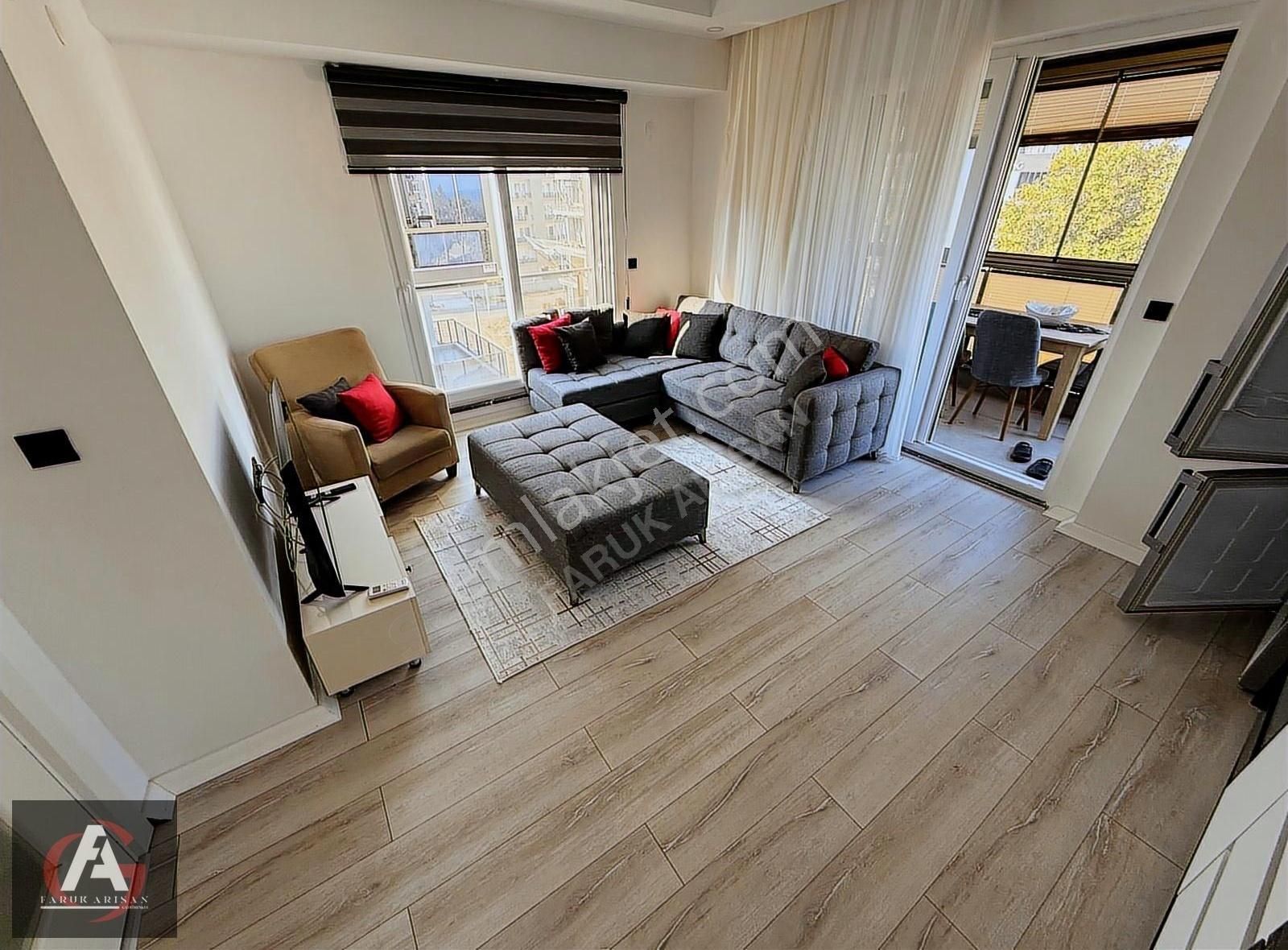 Faruk Arısandan Deniz Manzaralı Çok Geniş Ve Ebeveyn Banyolu 1+1 - Görsel 7