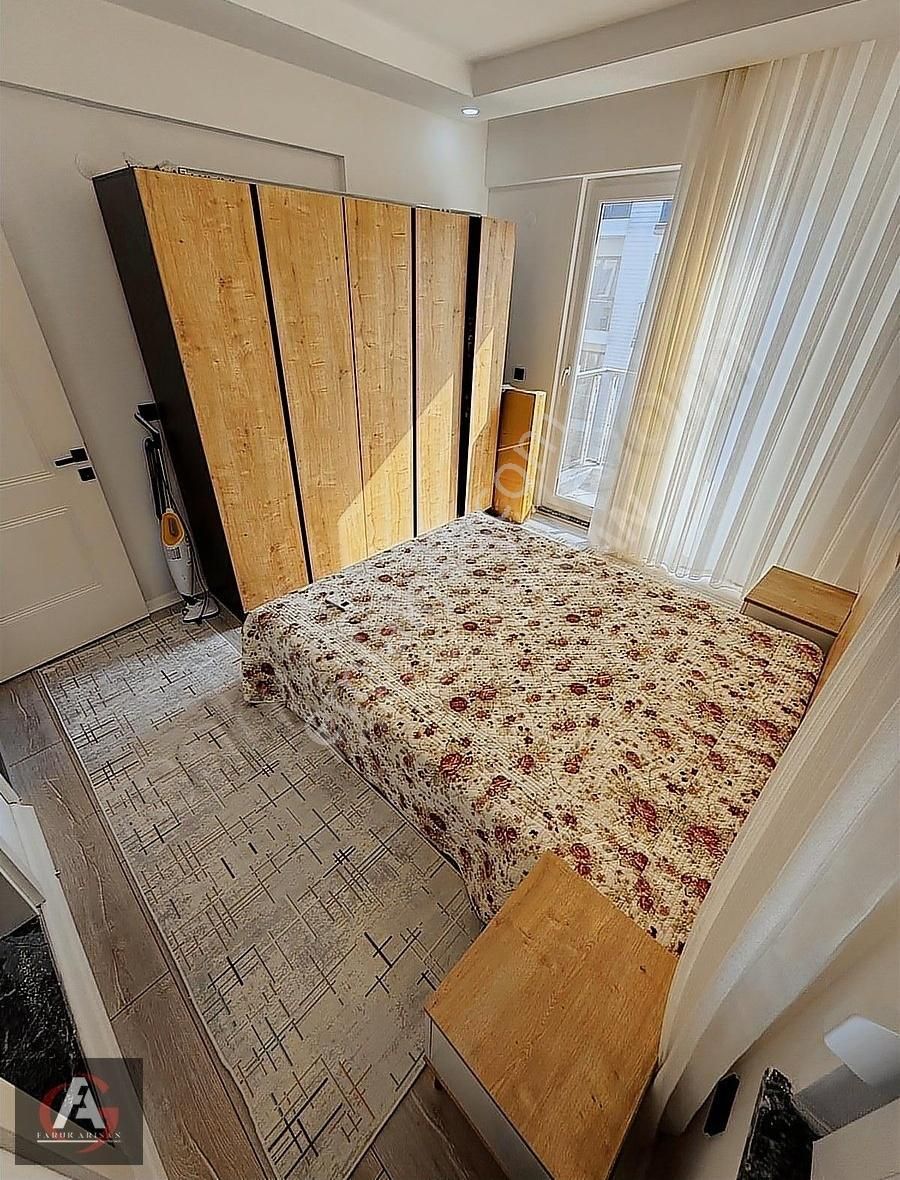 Faruk Arısandan Deniz Manzaralı Çok Geniş Ve Ebeveyn Banyolu 1+1 - Görsel 11