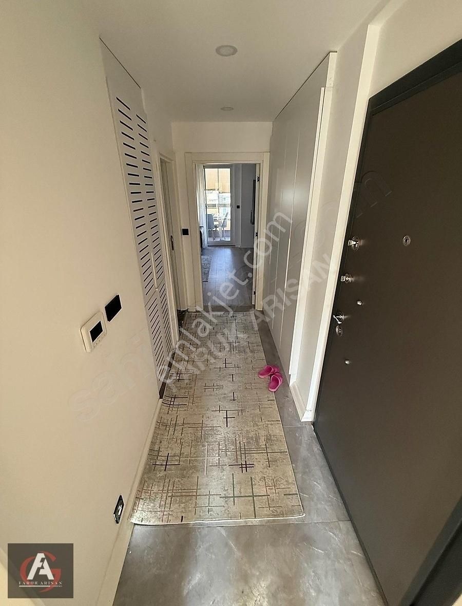 Faruk Arısandan Deniz Manzaralı Çok Geniş Ve Ebeveyn Banyolu 1+1 - Görsel 15