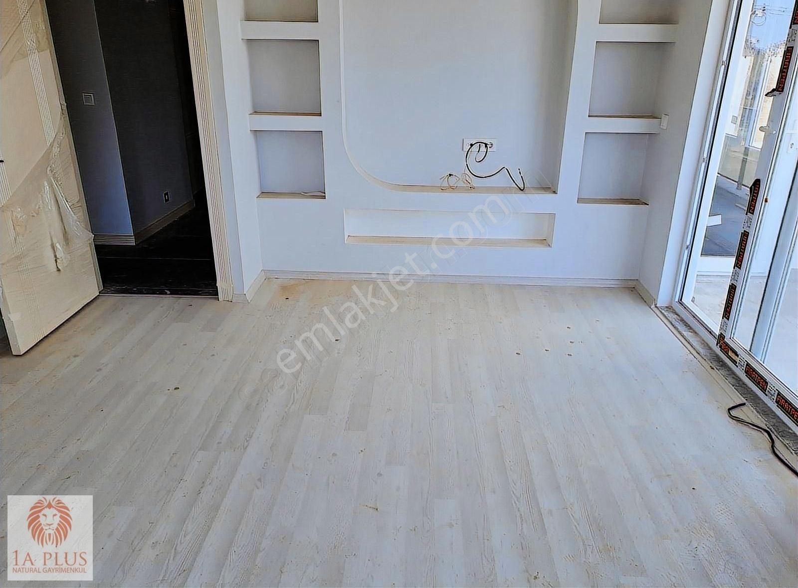 Tramvaya Çok Yakın Full Krediye Uygun 2+1 100m2 Satılık Daire
