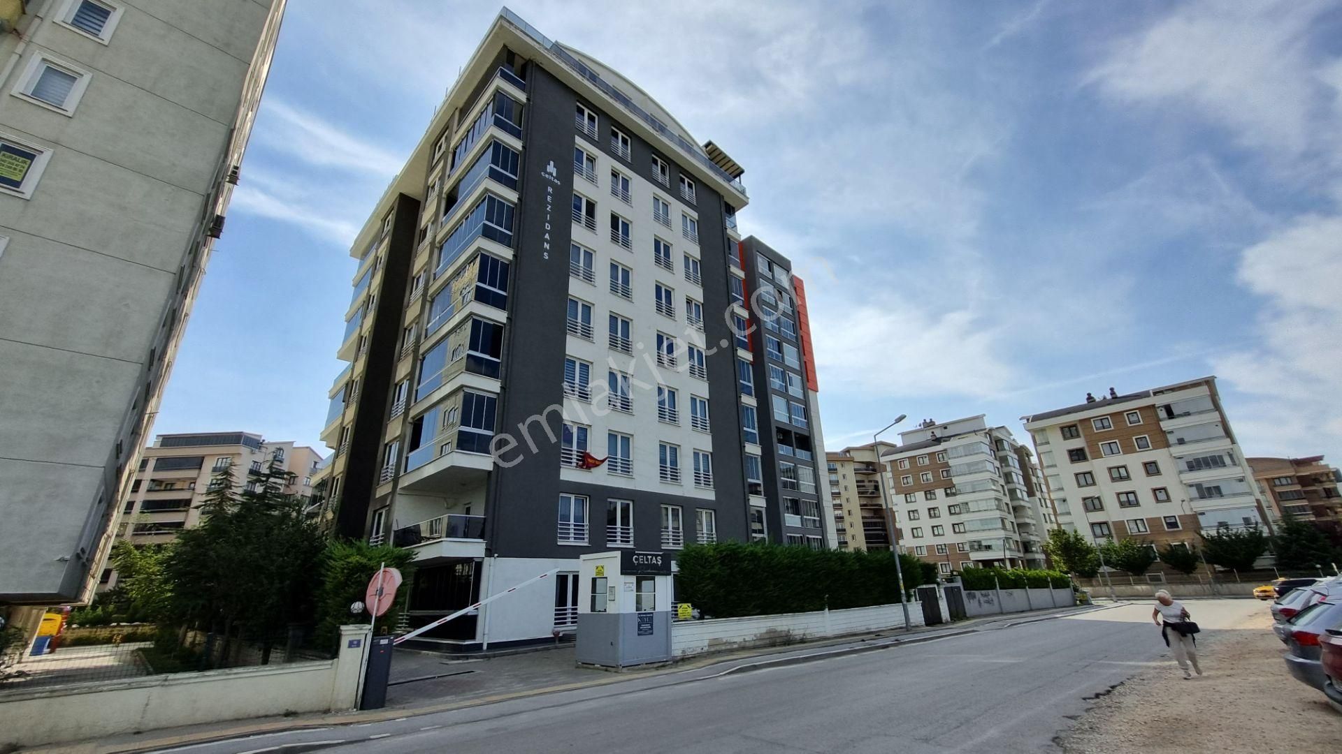 Bursa 23 Nisan Mah. Site İçi Kiralık 2+1 Daire