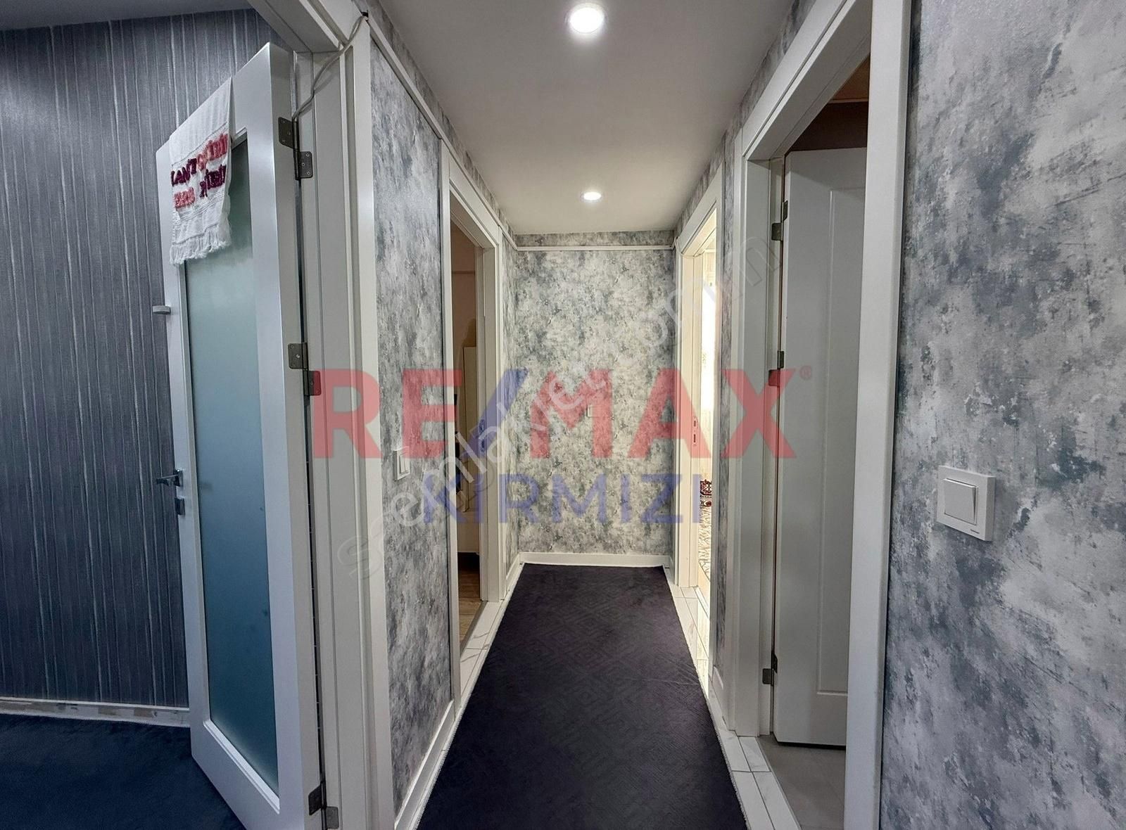 Re/max Kırmızı'dan Erzurum Mgs Kent'te Satılık 2+1 Daire