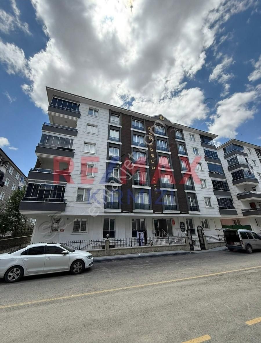 Re/max Kırmızı'dan Erzurum Şükrüpaşa'da Satılık 3+1 Daire